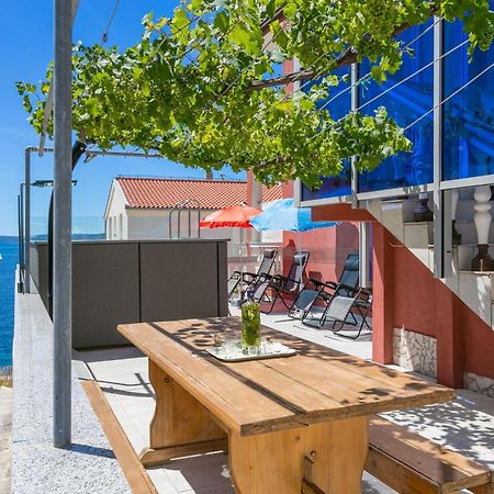 Family Friendly Apartments With A Swimming Pool Businci, Ciovo - 11232 Трогир Экстерьер фото