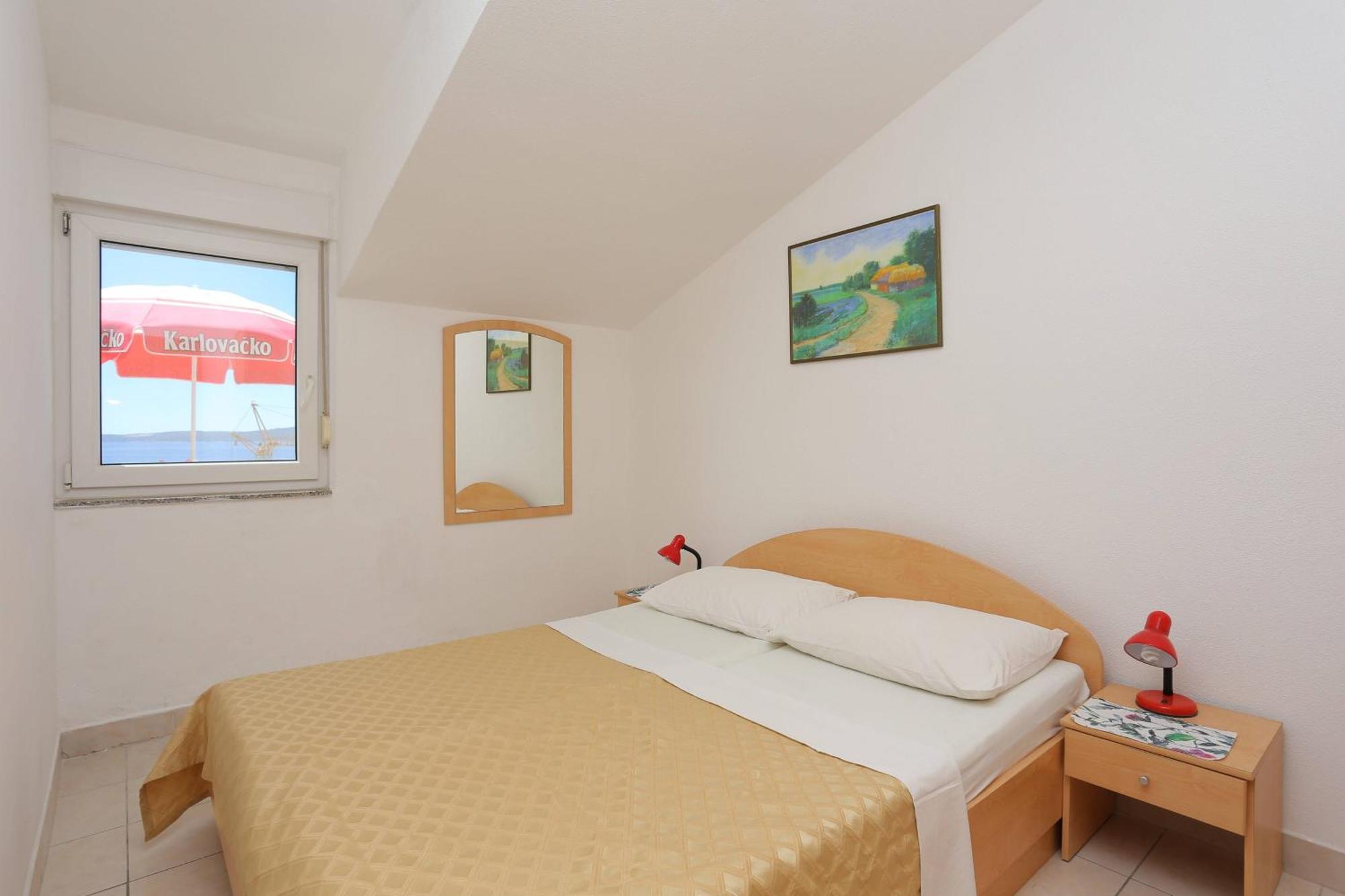 Family Friendly Apartments With A Swimming Pool Businci, Ciovo - 11232 Трогир Экстерьер фото