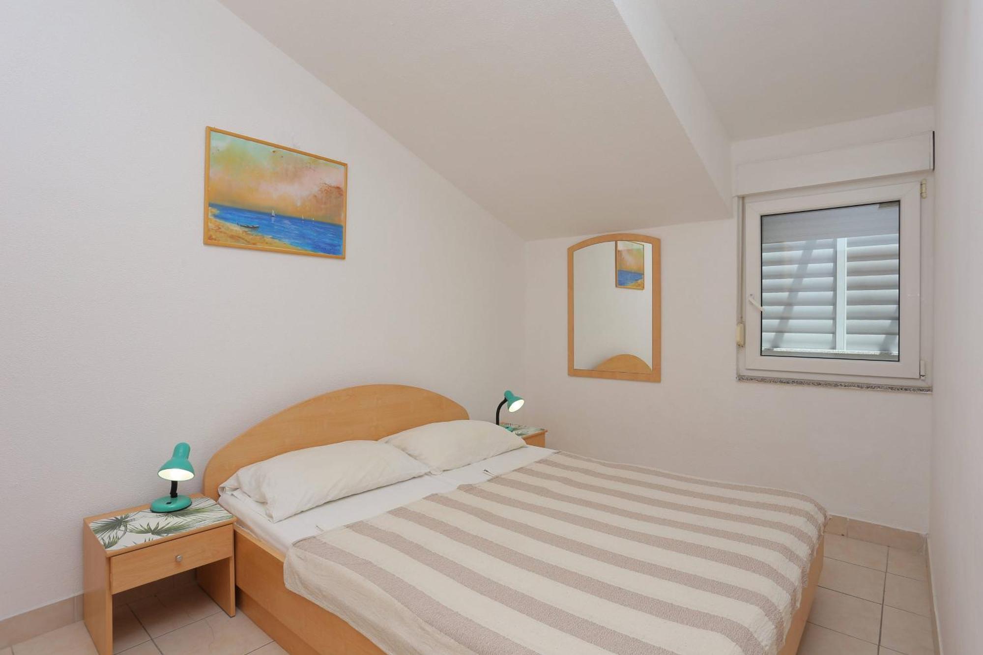 Family Friendly Apartments With A Swimming Pool Businci, Ciovo - 11232 Трогир Экстерьер фото