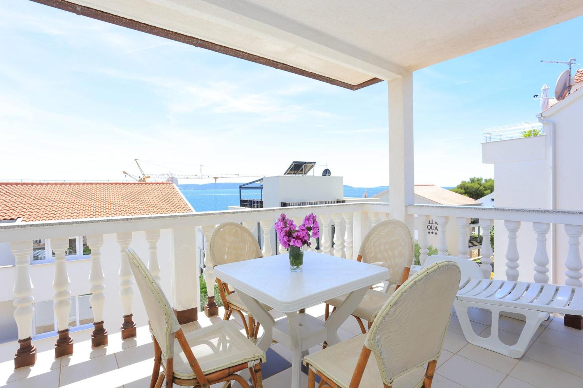 Family Friendly Apartments With A Swimming Pool Businci, Ciovo - 11232 Трогир Экстерьер фото